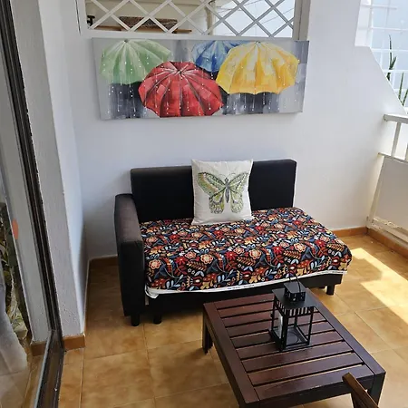 The Colors House, 646 Y 524 - Private Apartment Costa Teguise