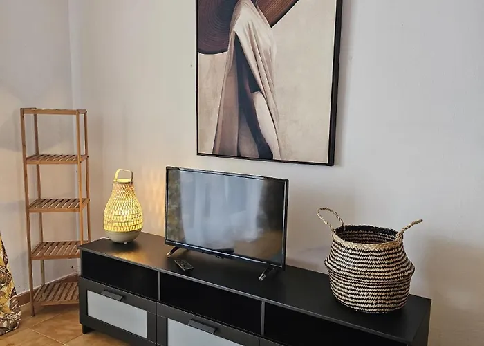 The Colors House, 646 - Private